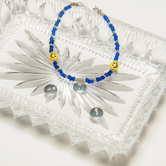 Produktfoto Buchstaben Anhänger in Silber von the diyary zum DIY Schmuck Basteln